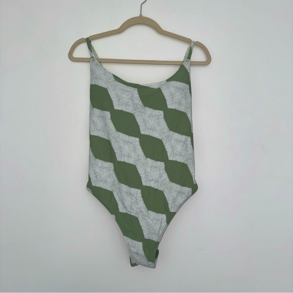Aerie Green and White Geometric One Piece Swimsuit / XL Long torso